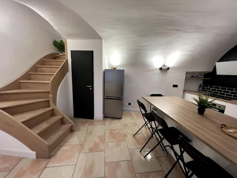 Maison De Ville Chateauneuf-du-Rhone Екстер'єр фото