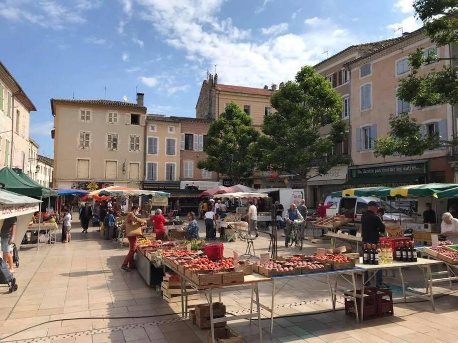 Maison De Ville Chateauneuf-du-Rhone Екстер'єр фото